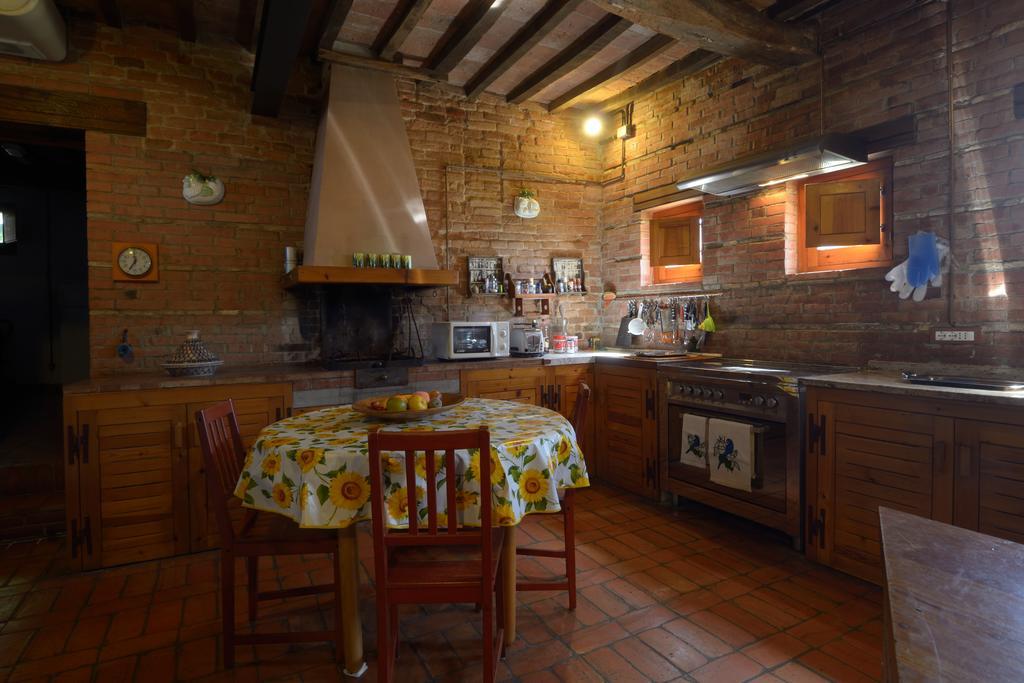 Agriturismo Borgo Del Papa Badia  Dış mekan fotoğraf