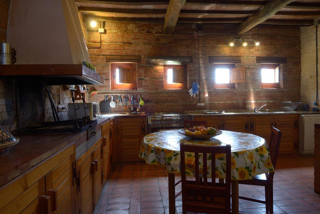 Agriturismo Borgo Del Papa Badia  Dış mekan fotoğraf